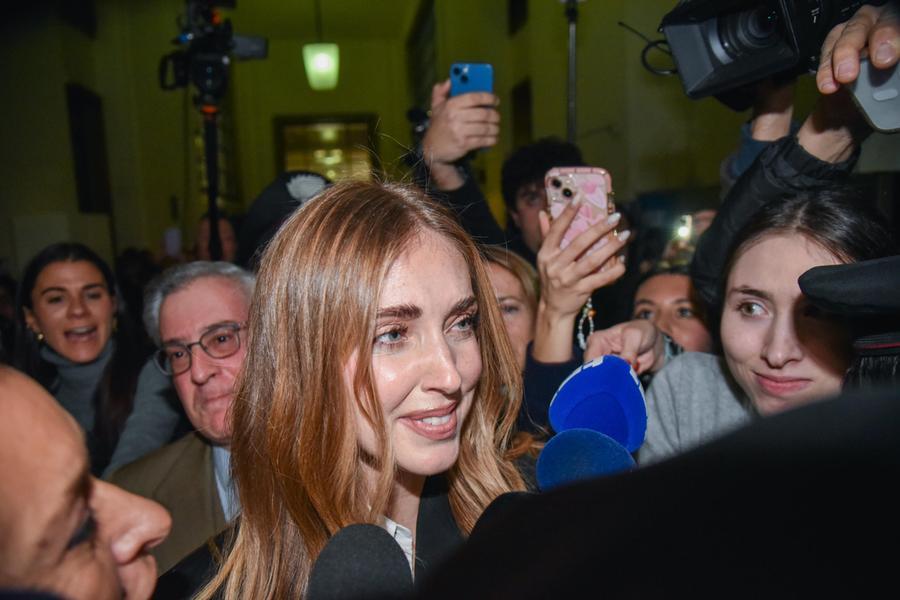 Su Chiara Ferragni si deve ancora pronunciare il tribunale di internet