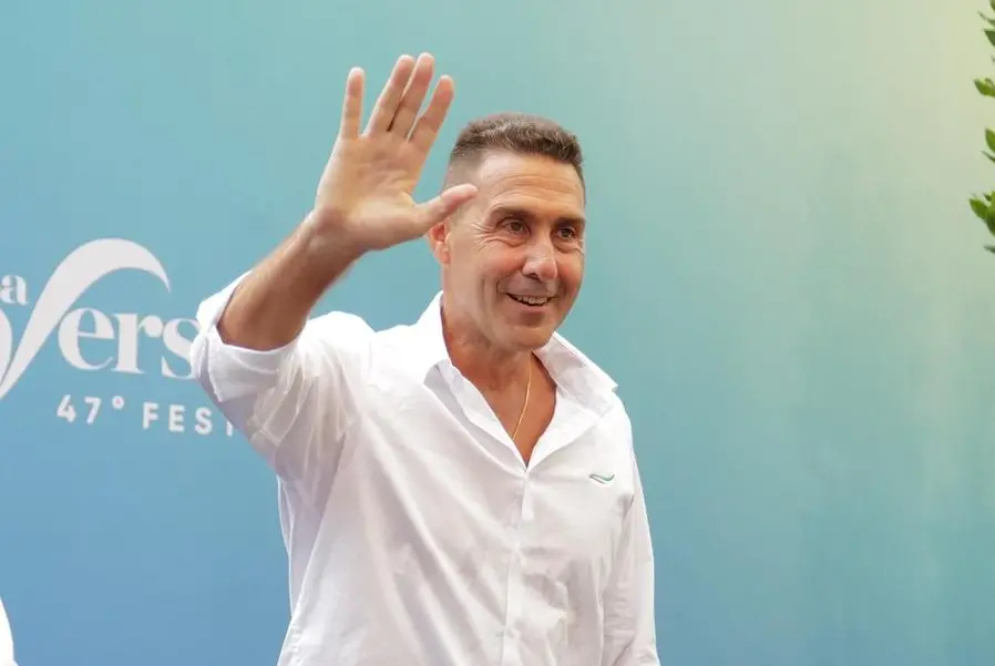 Putinismo sì, ma per le aziende. Vannacci flirta con Cernobbio