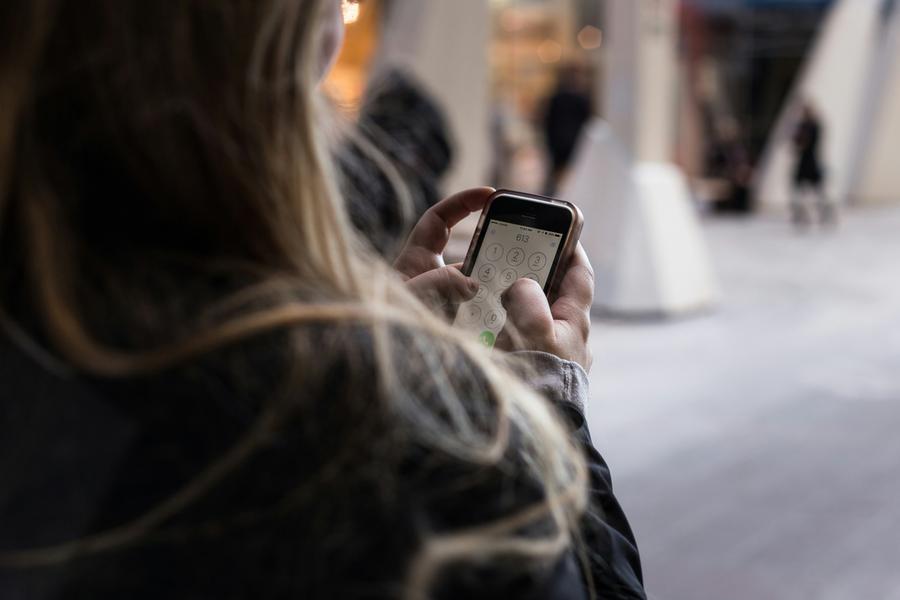 Il gioco delle tre carte sul telemarketing selvaggio: il governo cede alle lobby