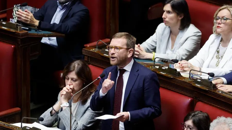 Giuseppe Provenzano: «Una guerra illegale, è il caos. La premier non deve entrarci»