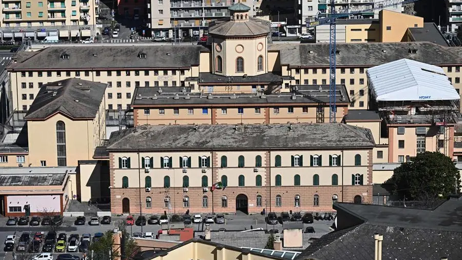 Vietata la via Crucis nel carcere di Genova. L’eredità di Delmastro dopo le dimissioni