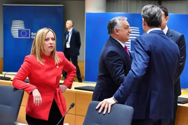 Italy's Prime Minister Giorgia Meloni, left, waits for an EU summit at the European Council building in Brussels Brussels on Thursday, Feb. 9, 2023. European Union leaders are meeting for an EU summit to discuss Ukraine and migration. (AP Photo/Geert Vanden Wijngaert) Associated Press/LaPresse Only Italy and Spain