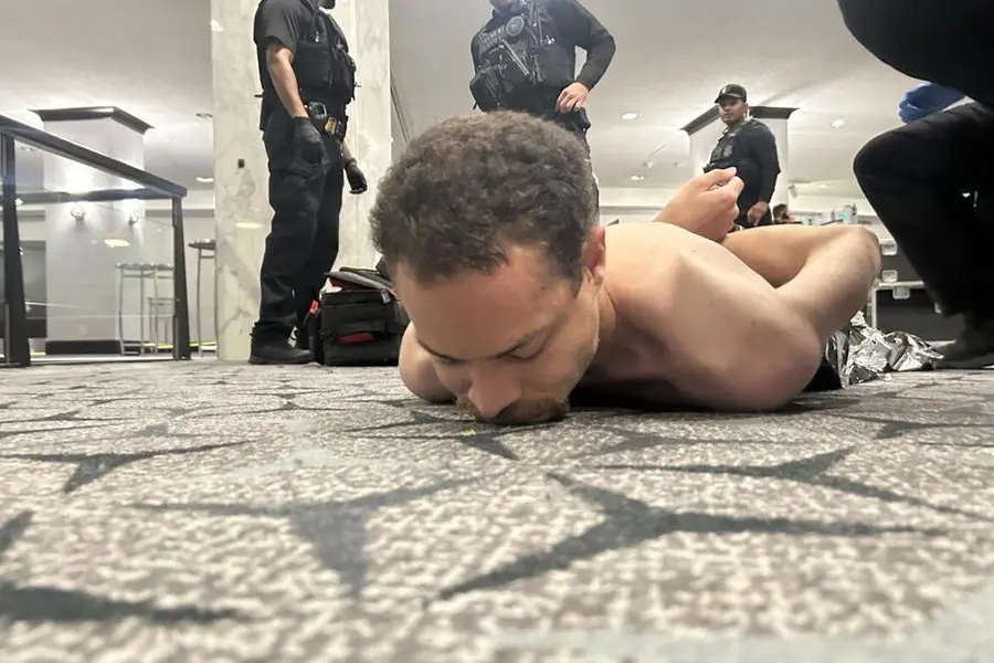 Donald Trump ha pubblicato sul suo social Truth la foto dell'uomo che ha sparato alla cena dei corrispondenti della Casa Bianca