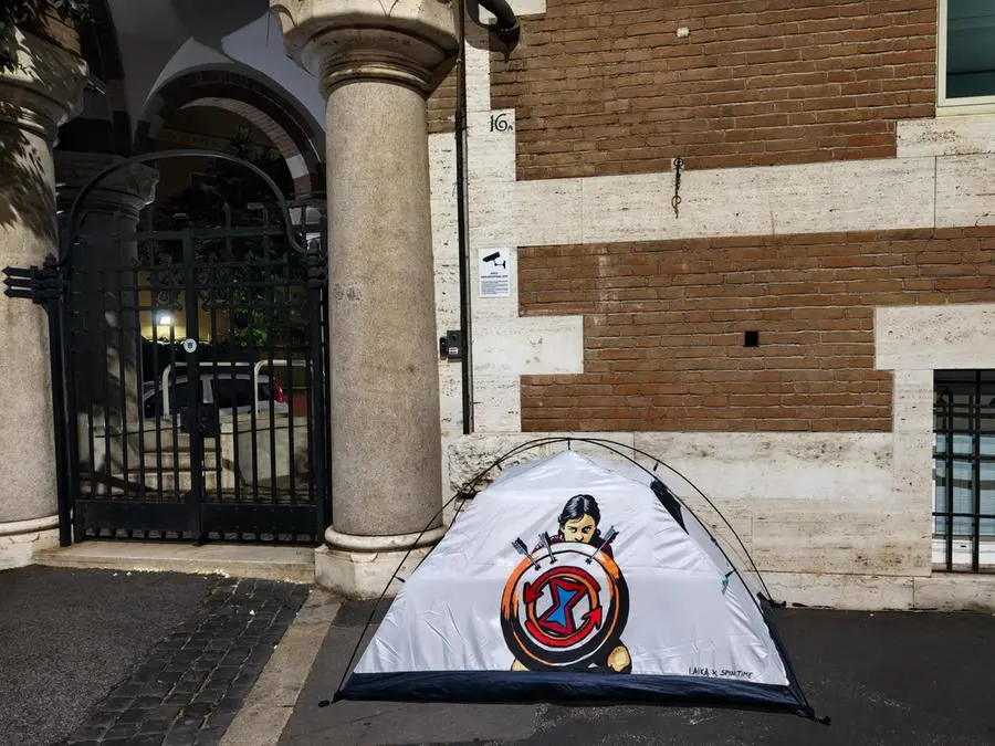 Pressioni del governo sulla trattativa per Spin Time? I partiti chiedono chiarezza