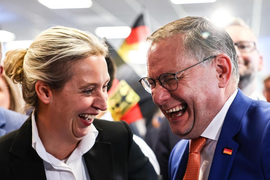 Trionfo di AfD: l’equilibrismo del Ppe non regge più. Putin e Musk festeggiano i neonazi