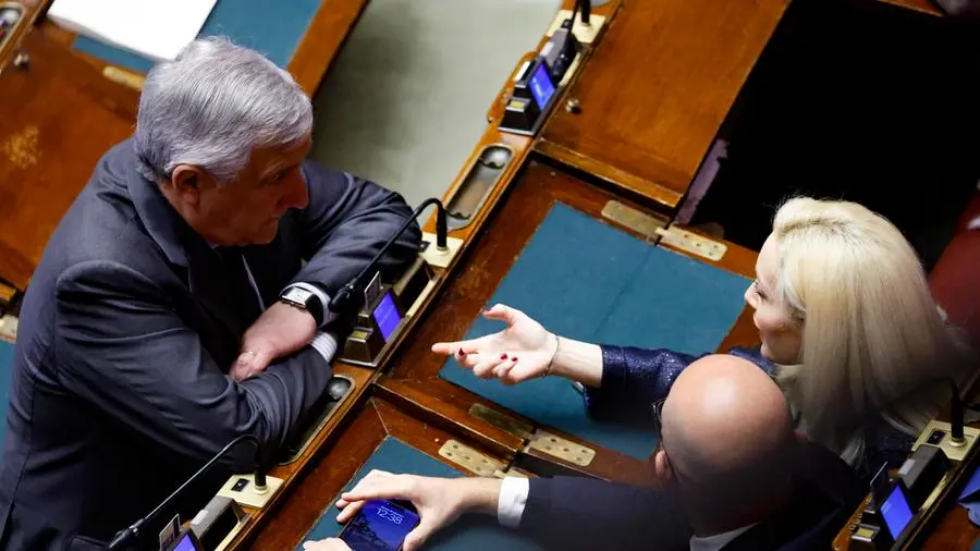 È caccia al posto da capolista dentro Forza Italia e Lega