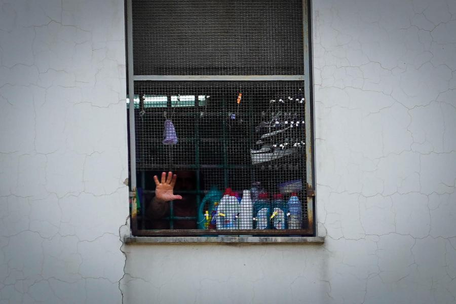 Un comune valuta l'incorporazione di ex detenuti in un appalto di manutenzione, con un premio per l'assunzione di due lavoratori