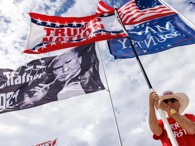 Midterm, l’offensiva di Trump sulle elezioni parte dalla California