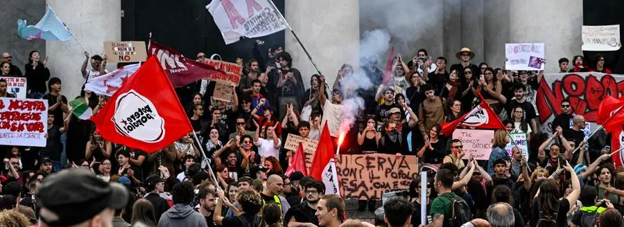 Studenti, operai e agricoltori: l’onda “licenzia” il governo