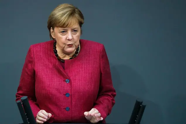 La cancelliera è intervenuta al Bundestag (Copyright 2020 The Associated Press. All rights reserved)