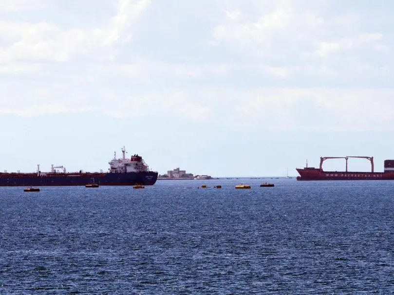 Bulgaria: «Due navi colpite da droni sulle coste del Mar Nero». Equipaggio disperso