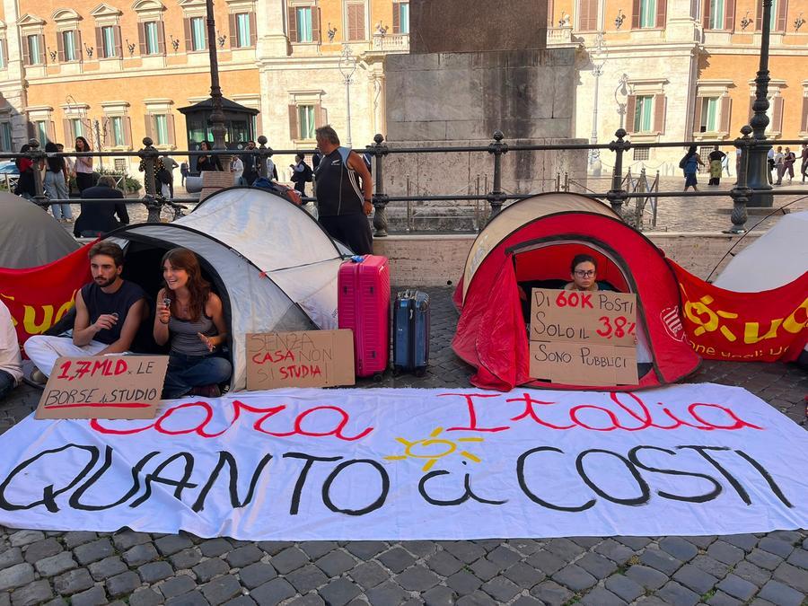 L’acampada italiana: la generazione senza casa porta la rabbia in piazza
