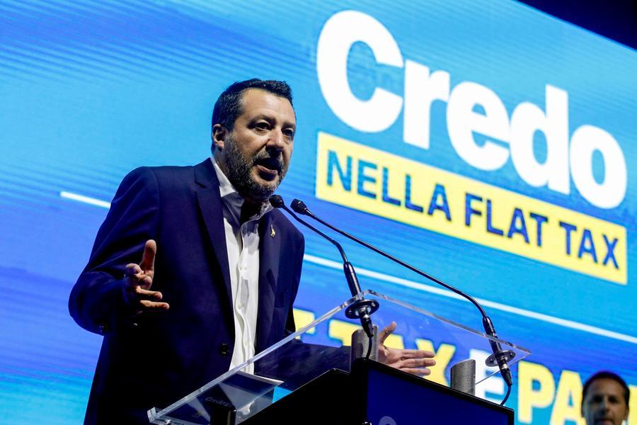 Il governo e il feticcio della flat tax