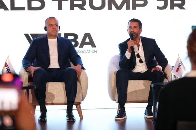 Umar Kremlev e Donald Trump Jr nell'incontro del 29 settembre (FOTO IBA)