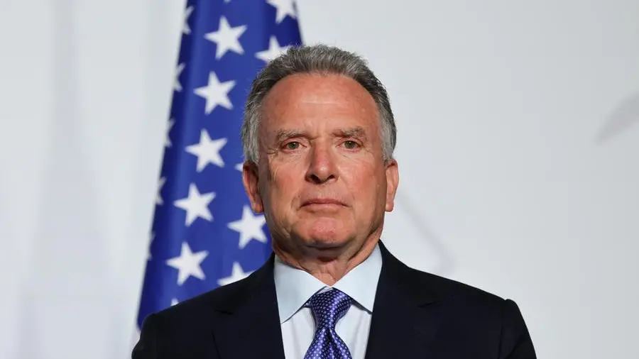Militari Usa scortano petroliere nel Golfo, attacchi iraniani colpiscono basi in Kuwait e Emirati, colloqui in Sardegna tra Witkoff e Emirati