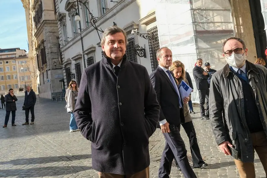 Foto Mauro Scrobogna/LaPresse 29 -11-2022 Roma (Italia) Politica - Governo, Palazzo Chigi - Nella foto: il leader di Azione Carlo Calenda presenta al Presidente del Consiglio Giorgia Meloni le proposte di Azione sulla legge di bilancio 11-29-2022 Rome (Italy) Politics - Government, Palazzo Chigi - In the photo: Action leader Carlo Calenda presents the Action proposals on the budget law to Prime Minister Giorgia Meloni