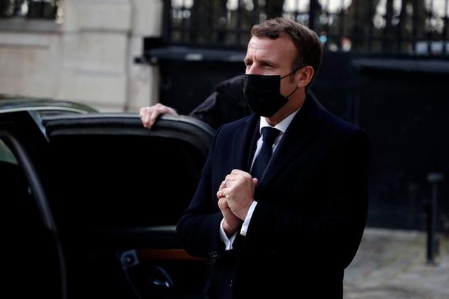 Il presidente francese \\u00E8 preoccupato dall'escalation di attentati in Europa\\u00A0(Christophe Petit Tesson, Pool via AP)