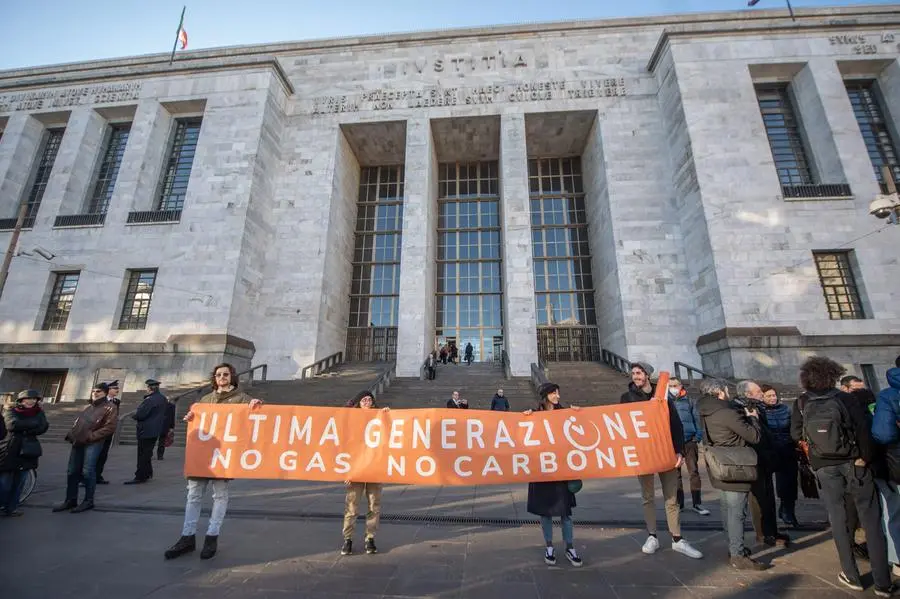 Cos Ultima generazione si prepara a resistere alla ritorsione legale