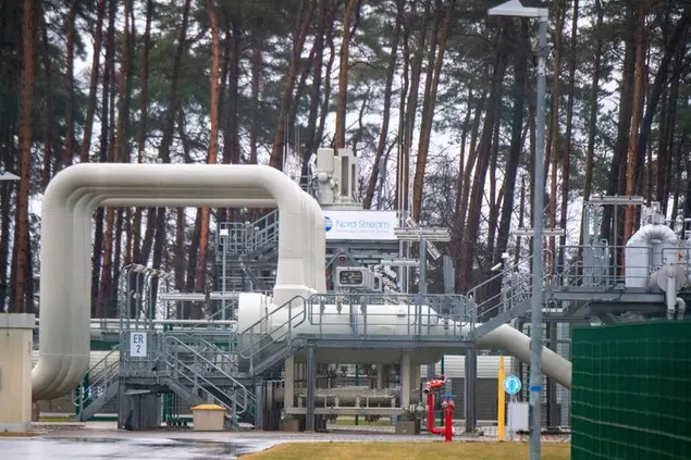 16 February 2022, Mecklenburg-Western Pomerania, Lubmin: View of pipe systems and shut-off devices at the gas receiving station of the Nord Stream Baltic Sea pipeline. The Nord Stream Baltic Sea pipeline, through which Russian natural gas has been flowing to Germany since 2011, ends in Lubmin near Greifswald. Photo by: Stefan Sauer/picture-alliance/dpa/AP Images