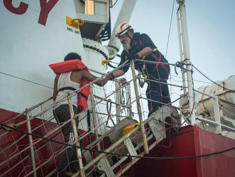Mediterraneo rosso sangue, in mare si continua a morire