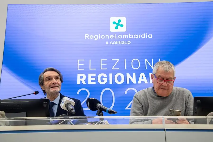 Foto Claudio Furlan/LaPresse 13 - 02 - 2023 Milano , Italia - Cronaca - Elezioni Regionali Lombardia , Vincitore Attilio Fontana commenta i risultati al Pirellone Photo Claudio Furlan/LaPresse 13 - 02 - 2023 Milan , Italy - News - Lombardy Regional Elections , Winner Attilio Fontana comments on results at Pirellone