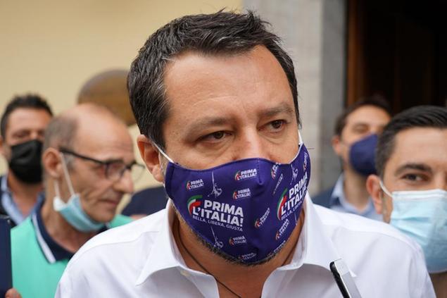 22/06/2021 Lamezia Terme, Matteo Salvini inaugura la sede della Lega a Lamezia Terme, Mascherina prima l'italia