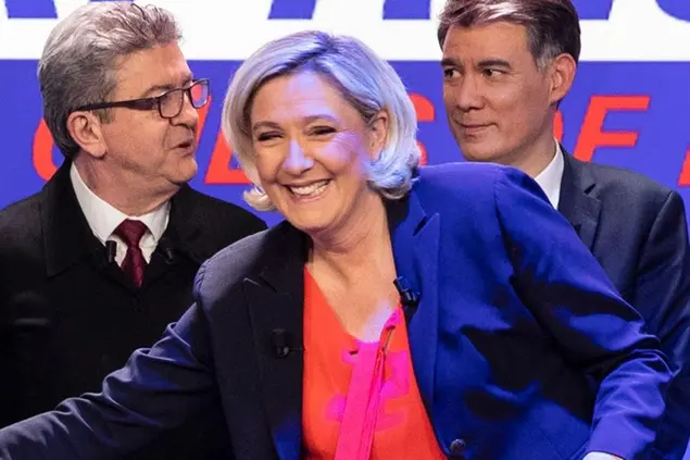 (Jean-Luc Mélenchon, Marine Le Pen. Foto AP)