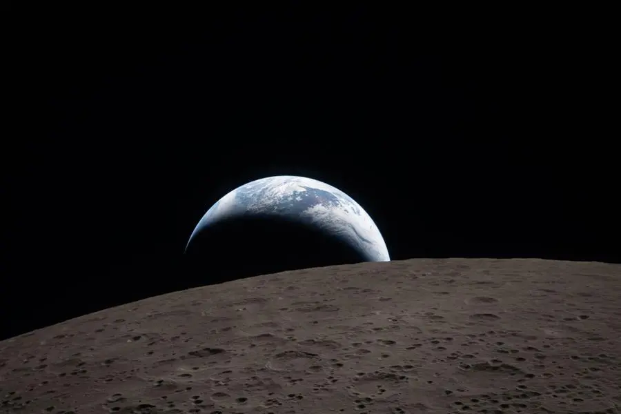 I viaggi diversi di Kennedy e Rodari, anche le parole ci portano sulla Luna