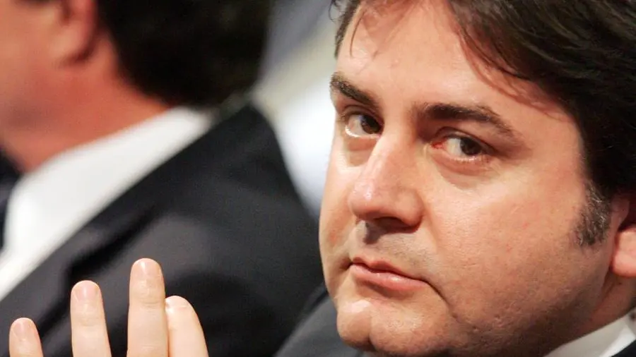 Prestiti, case, garanzie di Stato: l’aiuto di Banca Progetto a Ricucci