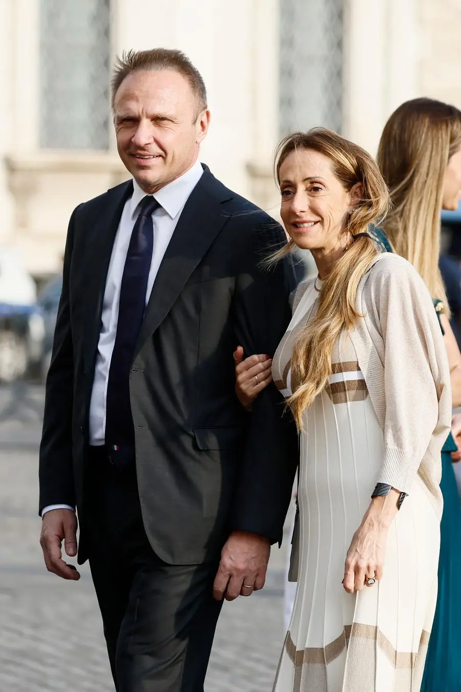 Il ministro Lollobrigida e sua moglie Arianna Meloni, sorella della premier. Foto LaPresse