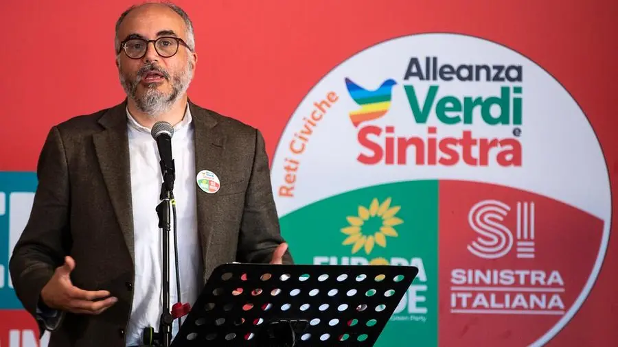 Perché le critiche di Raimo a Valditara non sono un danno per la scuola