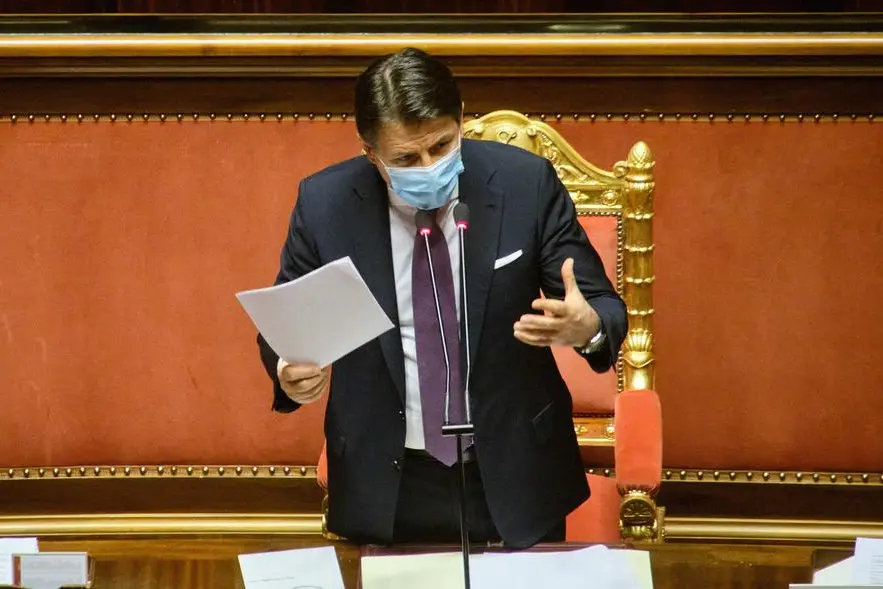Foto Mauro Scrobogna /LaPresse 29-10-2020 Roma, Italia Politica Senato - informativa del Presidente del Consiglio su DPCM Covid 19 Nella foto: il Presidente del Consiglio Giuseppe Conte Photo Mauro Scrobogna /LaPresse October 29, 2020\\u00A0 Rome, Italy Politics Senate - information from the Prime Minister on DPCM Covid 19 In the photo: the Prime Minister Giuseppe Conte