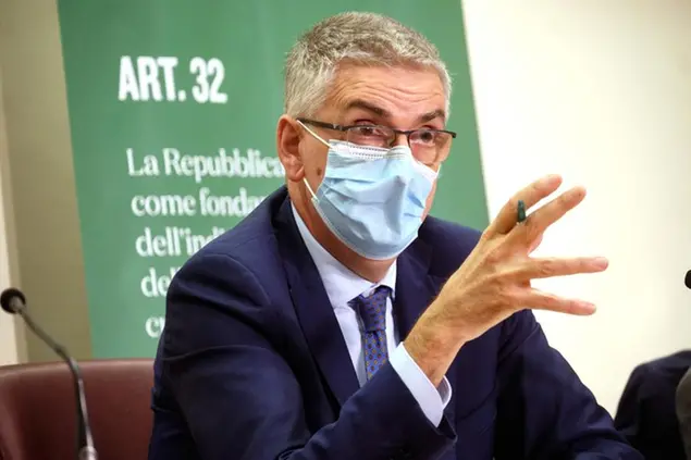 Il presidente dell'Istituto superiore di sanità, Silvio Brusaferro (LaPresse)