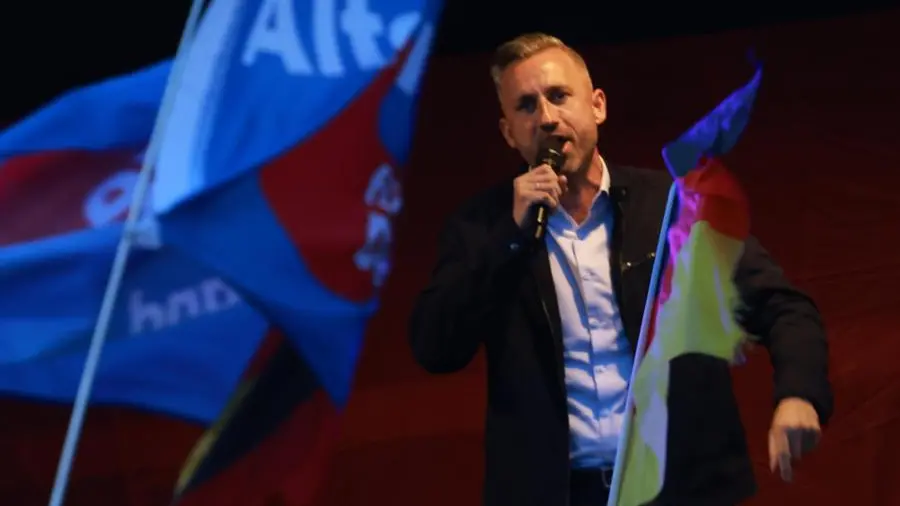 Ultimo tango a Magdeburgo, il tentativo di fermare AfD