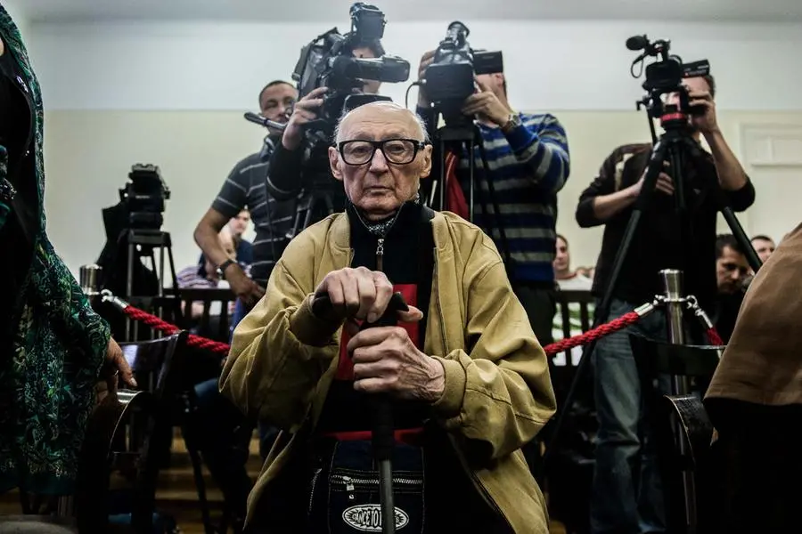 Béla Biszku davanti al tribunale nel 2014; è morto due anni dopo, in libertà. Foto di Ákos Stiller/Hvg