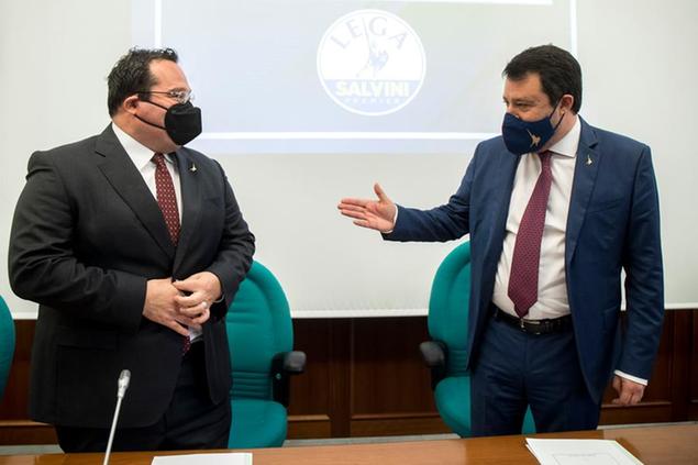 Claudio Durigon e Matteo Salvini (LaPresse)