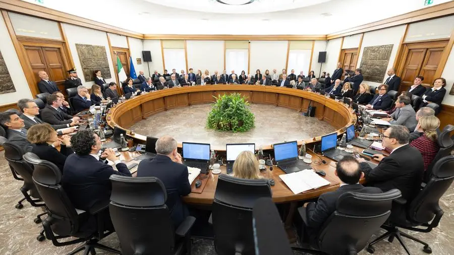 Magistrati in assemblea durante le elezioni del Csm, con candidati indipendenti e spinte di restaurazione