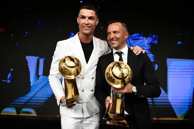 Cristiano Ronaldo con Jorge Mendes (AP)