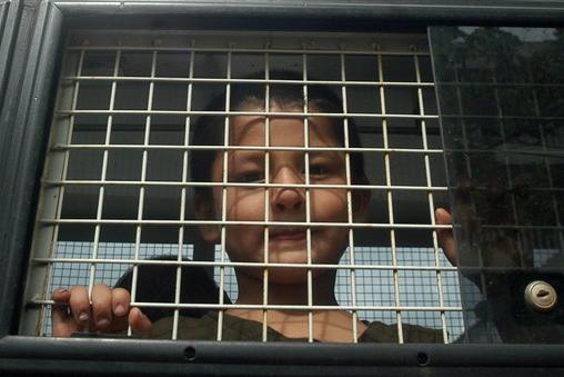 Anche i bambini devono fare i conti con la repressione cinese FOTO AP