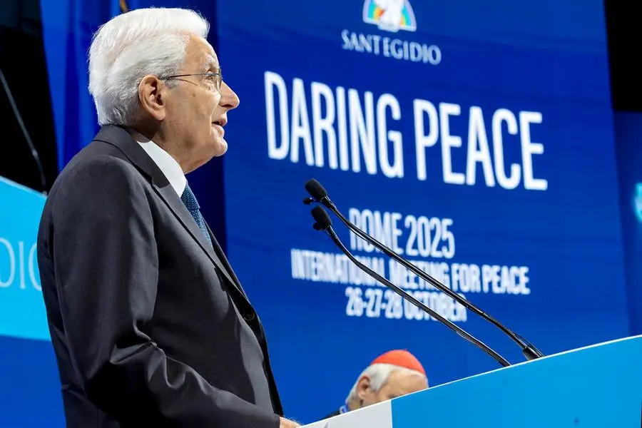 Il presidente della Repubblica Sergio Mattarella all’incontro internazionale per la pace