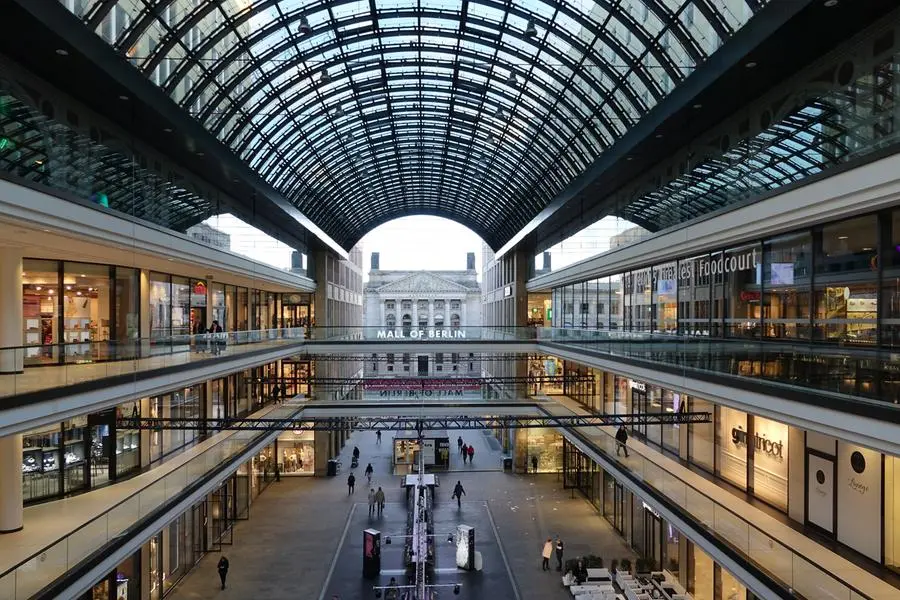 Gli operai migranti che hanno lavorato alla costruzione del Mall of Berlin hanno ricevuto un compenso pari a zero. Foto © Gzen92.