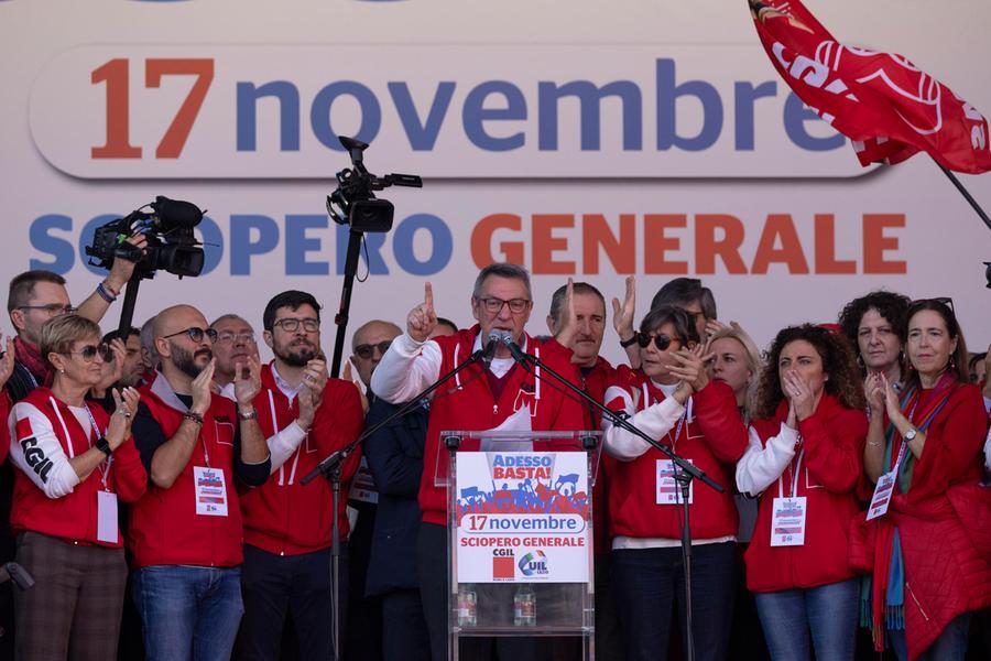 Sciopero, il Tar boccia la precettazione. Landini: «Salvini ha violato un diritto»